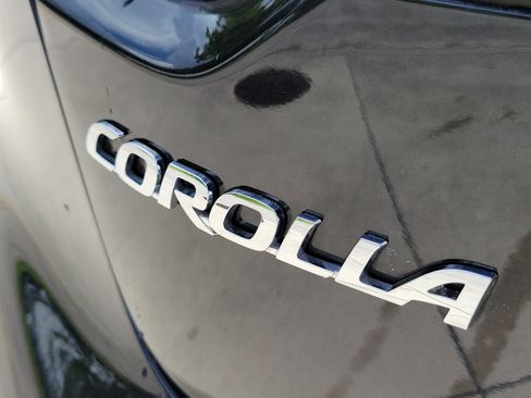 Certified 2022 Toyota Corolla LE FWD image 10
