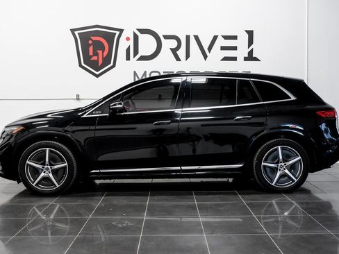 Used 2023 Mercedes-Benz EQS 580 4MATIC SUV image 23