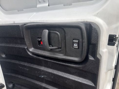 Used 2019 Chevrolet Express 2500 w/ Driver Convenience Package image 29