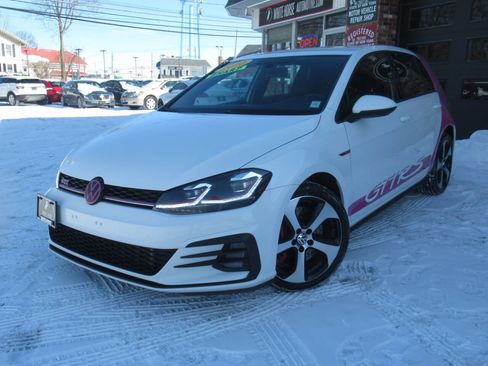 Used 2020 Volkswagen Golf 4-Door image 33