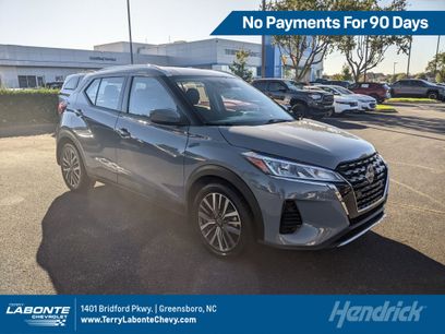 Used 2023 Nissan Kicks SV