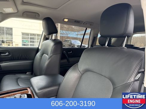 Used 2024 Nissan Armada SL w/ Captain's Chairs Package image 17