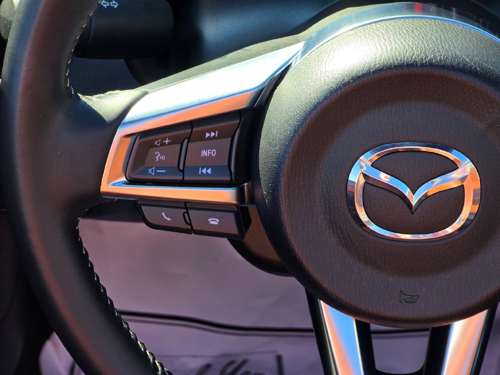 Used 2022 MAZDA MX-5 Miata Grand Touring w/ Weather Package RWD image 14