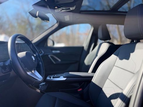 Certified 2025 BMW X1 xDrive28i w/ Technology Package image 15