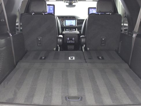 Used 2021 GMC Yukon XL Denali w/ Denali Ultimate Package image 79