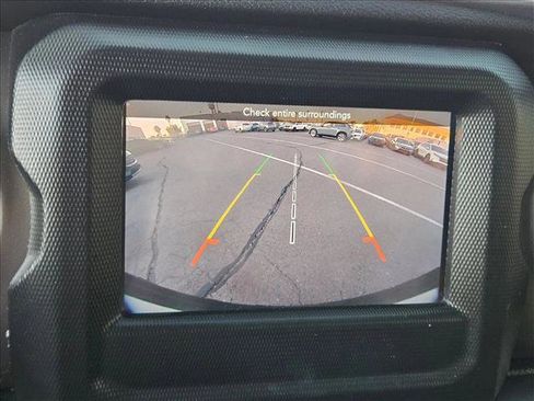 Used 2018 Jeep Wrangler Unlimited Sport S image 13