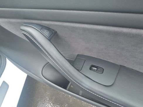 Used 2021 Tesla Model 3 Long Range image 43