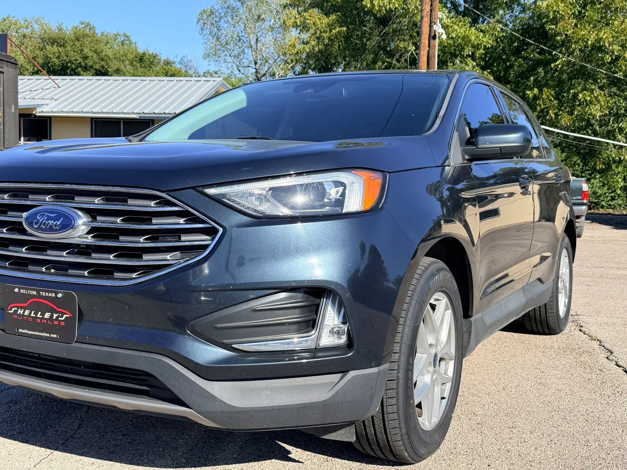 Used 2022 Ford Edge SEL w/ Convenience Package AWD/4WD image 3
