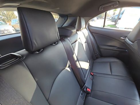 Certified 2020 Lexus UX 250h w/ Premium Package image 18