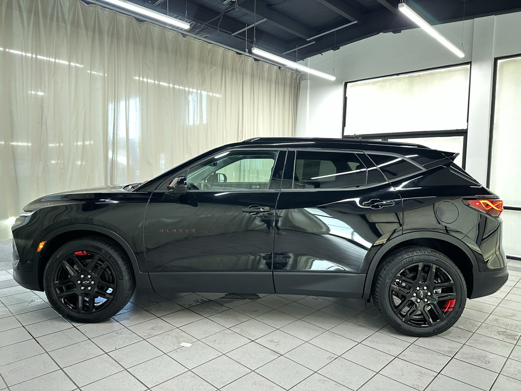 Used 2024 Chevrolet Blazer LT w/ Redline Edition FWD image 12