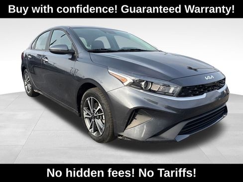 Used 2023 Kia Forte LXS image 1