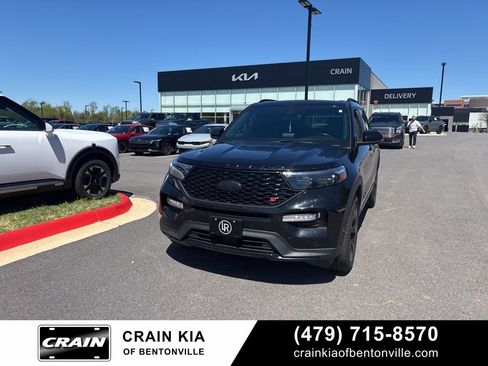 Used 2023 Ford Explorer ST w/ Equipment Group 401A image 5