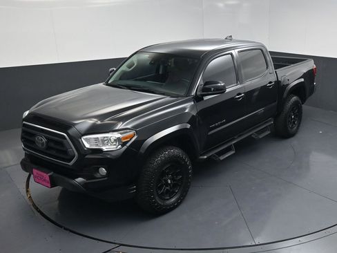 Used 2021 Toyota Tacoma SR5 image 12