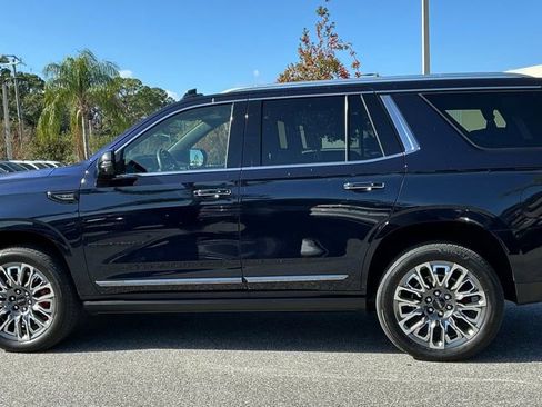 Used 2024 GMC Yukon Denali Ultimate image 3