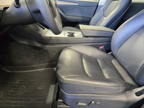 Used 2023 Tesla Model Y 2WD image 14