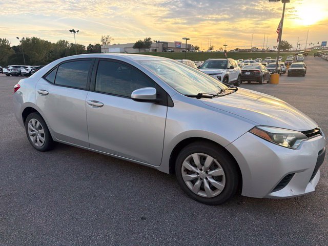 Used 2014 Toyota Corolla LE FWD image 10
