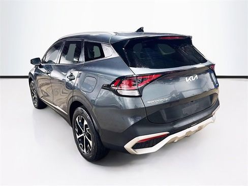 Used 2023 Kia Sportage EX image 5