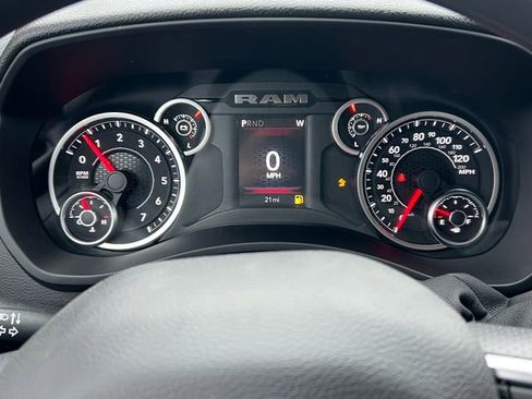 New 2026 RAM 2500 Tradesman AWD/4WD image 18