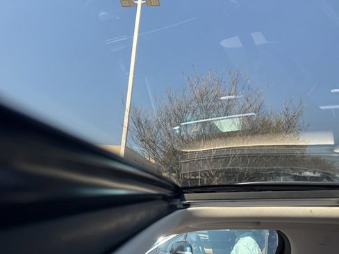 Used 2024 Kia Telluride S w/ S Sunroof Package image 8