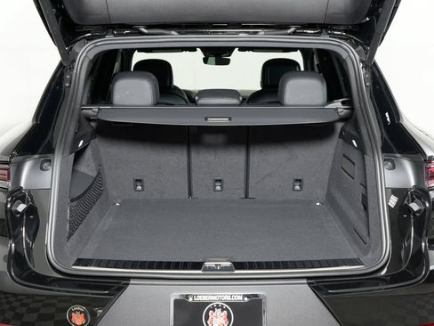 New 2026 Porsche Cayenne S AWD/4WD image 40