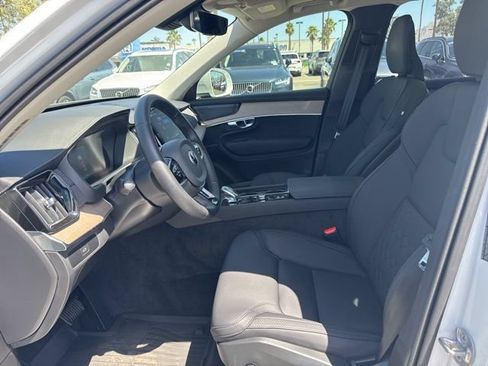 Certified 2025 Volvo XC90 B6 Plus w/ Protection Package Premier AWD/4WD image 11
