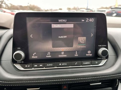 Used 2021 Nissan Rogue SV w/ Premium Package AWD/4WD image 21