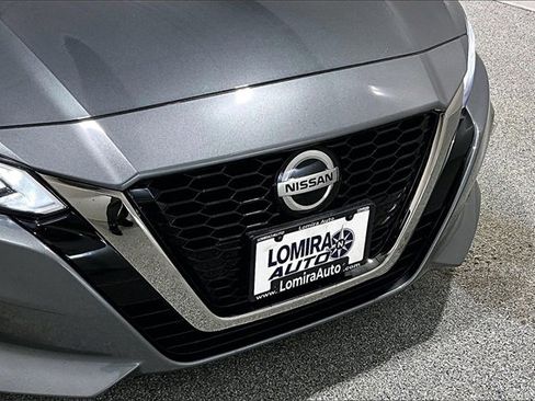 Used 2021 Nissan Altima 2.5 SR w/ SR Premium Package image 33