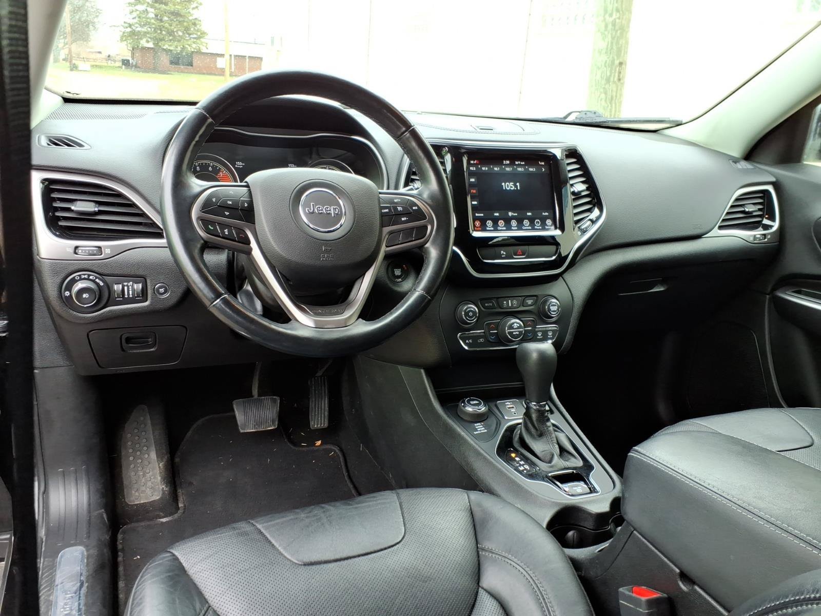 Used 2020 Jeep Cherokee Limited AWD/4WD image 12