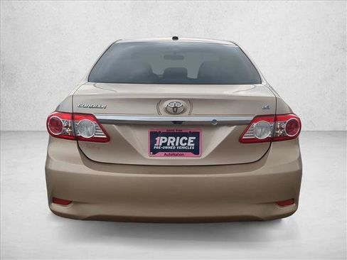 Used 2011 Toyota Corolla LE image 7