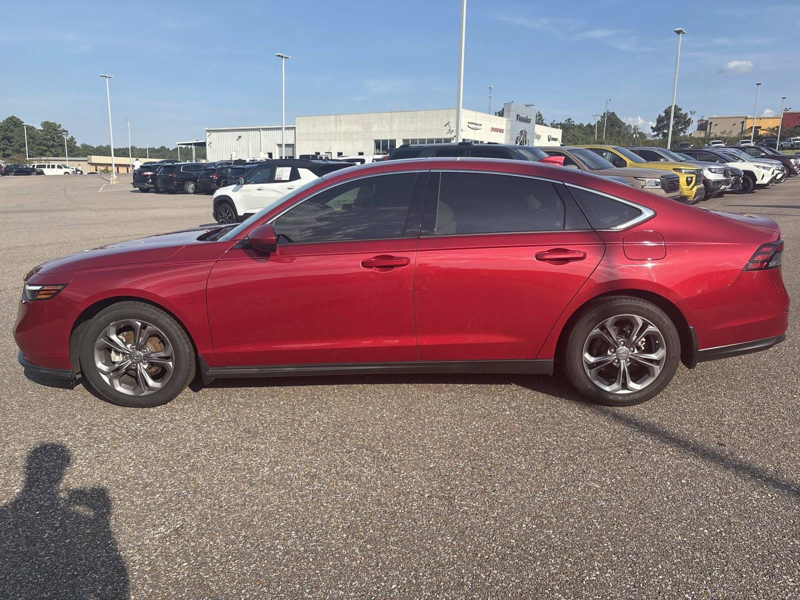 Used 2024 Honda Accord EX image 8