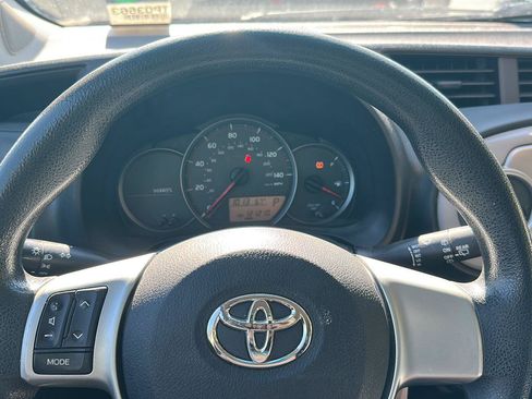 Used 2012 Toyota Yaris LE FWD image 13