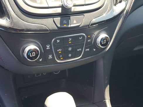 Used 2022 Chevrolet Equinox RS w/ RS Leather Package image 27