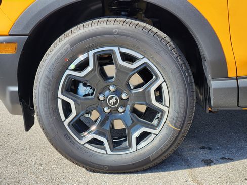 New 2026 Ford Bronco Sport Outer Banks AWD/4WD image 8