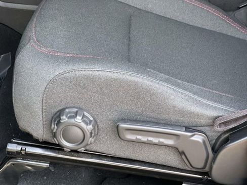 Used 2024 Jeep Wrangler Unlimited Rubicon image 15