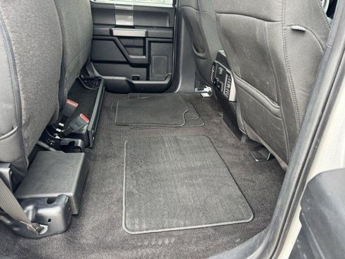 Certified 2019 Ford F150 XLT w/ Equipment Group 302A Luxury image 31