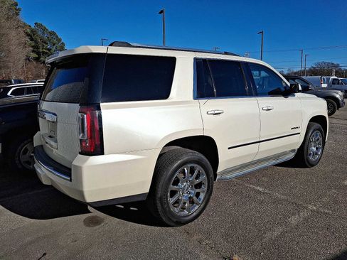 Used 2015 GMC Yukon Denali w/ Touring Package image 3