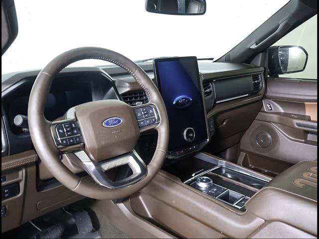 Used 2023 Ford Expedition Max King Ranch RWD image 6