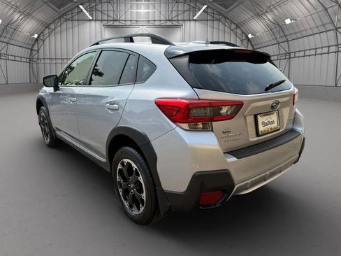 Used 2021 Subaru Crosstrek 2.0i Premium image 9