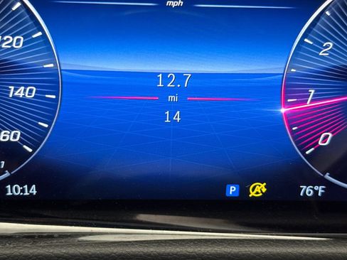 New 2025 Mercedes-Benz GLA 250 image 32