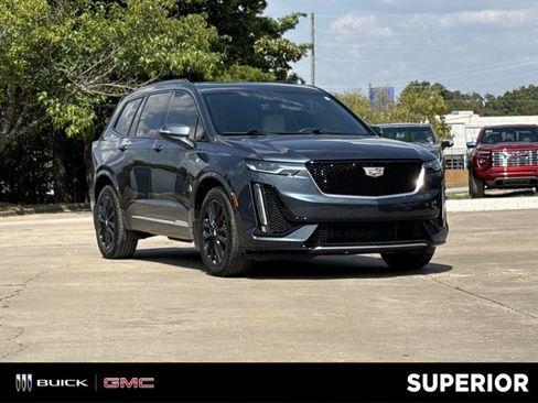 Used 2021 Cadillac XT6 Sport AWD/4WD image 1