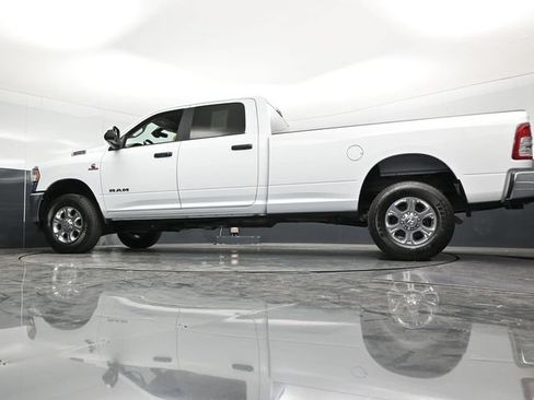 Used 2022 RAM 2500 Big Horn w/ Level A Equipment Group AWD/4WD image 55