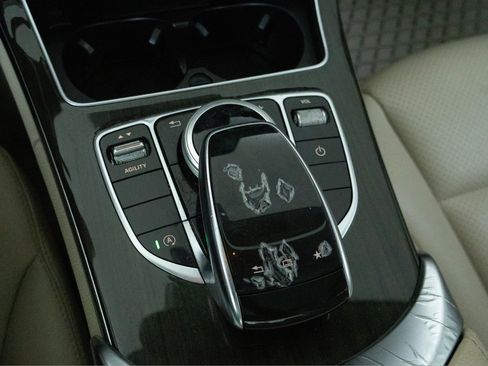 Used 2015 Mercedes-Benz C 300 4MATIC Sedan image 14