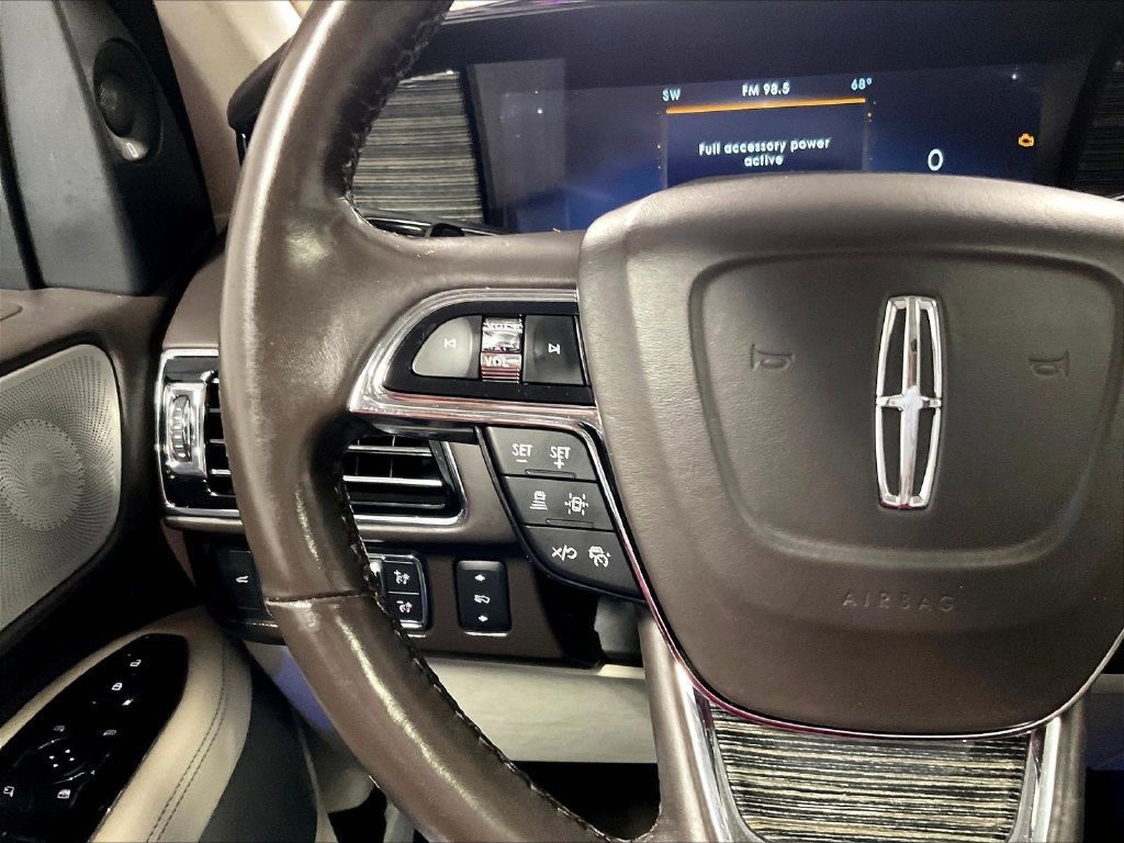 Used 2022 Lincoln Navigator L Black Label AWD/4WD image 24