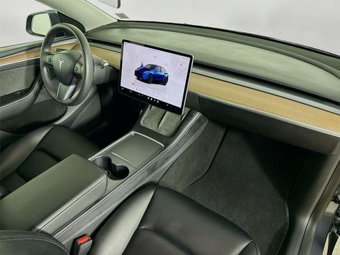 Used 2022 Tesla Model Y Performance AWD/4WD image 29