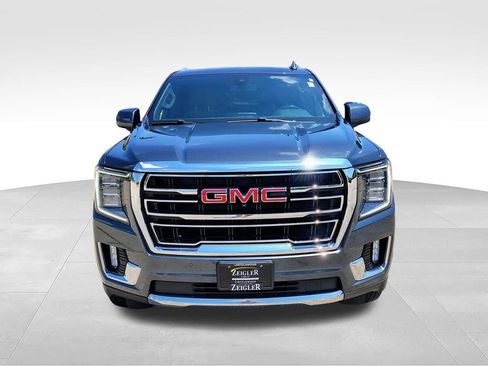 Used 2021 GMC Yukon XL SLT w/ SLT Premium Package AWD/4WD image 4