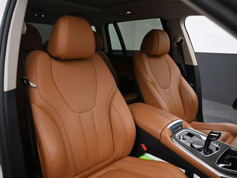 Certified 2022 BMW X7 xDrive40i w/ Premium Package image 22