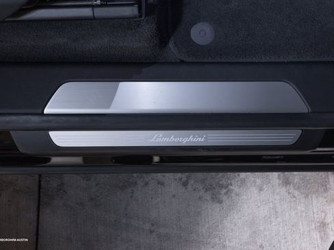 Used 2024 Lamborghini Urus S image 47