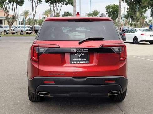 Used 2022 GMC Acadia SLE w/ Driver Convenience Package FWD image 7