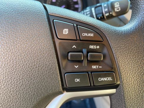 Used 2017 Hyundai Tucson SE image 18