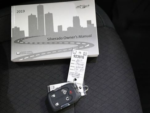 Certified 2019 Chevrolet Silverado 1500 RST w/ All-Star Edition AWD/4WD image 22